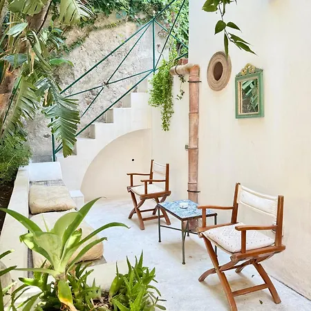 Prestigioso, Sotto Al Castello Di * Lipari (Isola Lipari)